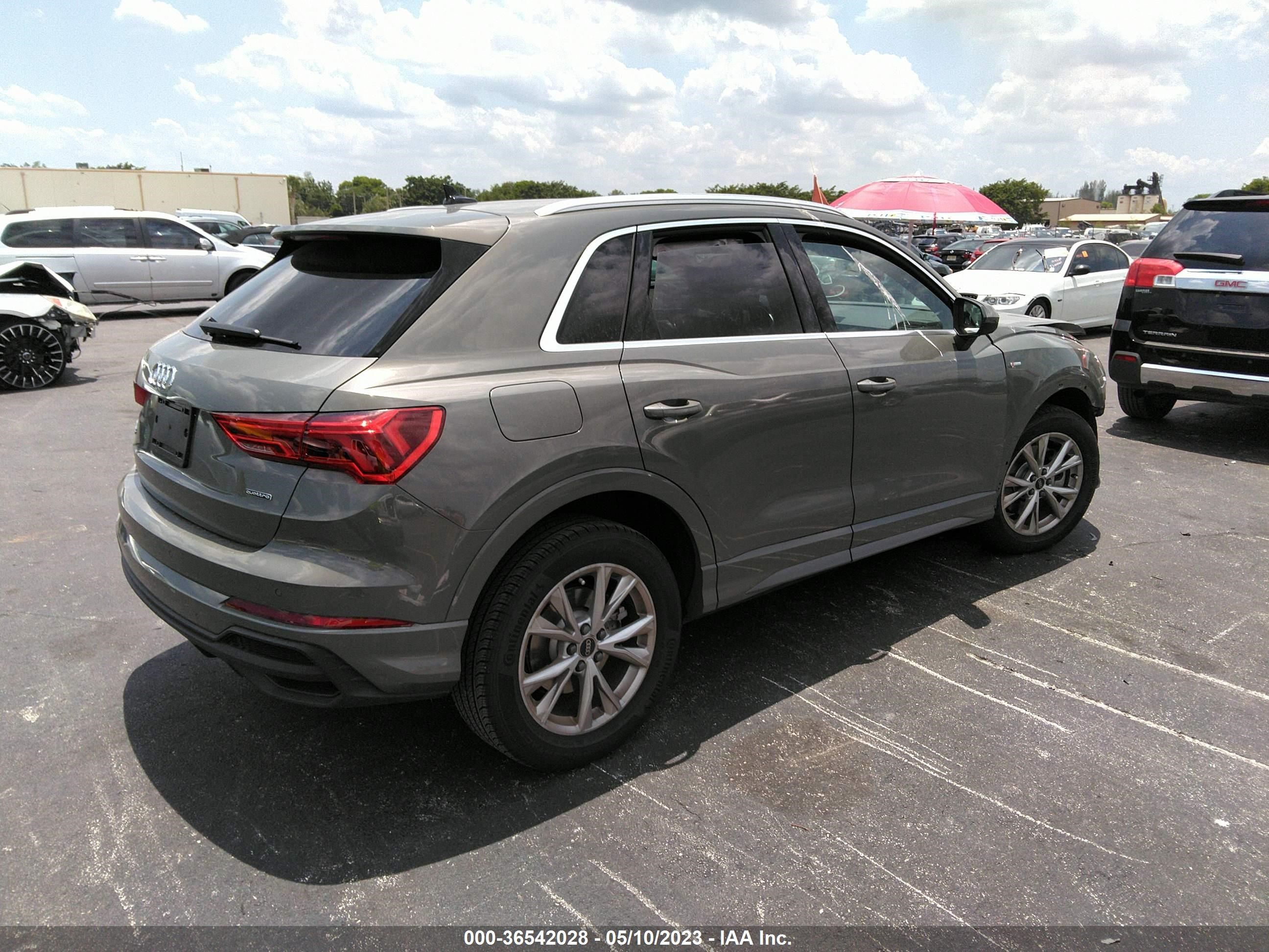 WA1EECF38P1016584  audi q3 2023 IMG 3