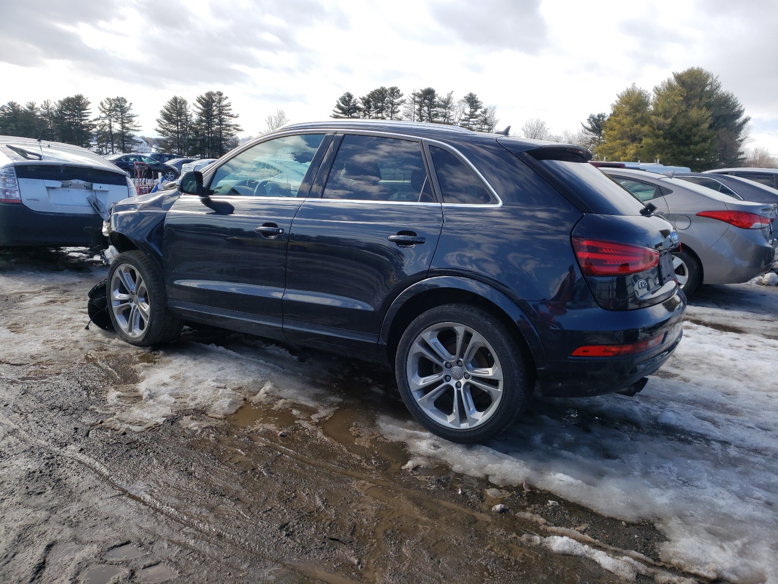 WA1GFCFS5FR003840  audi q3 prestig 2015 IMG 2