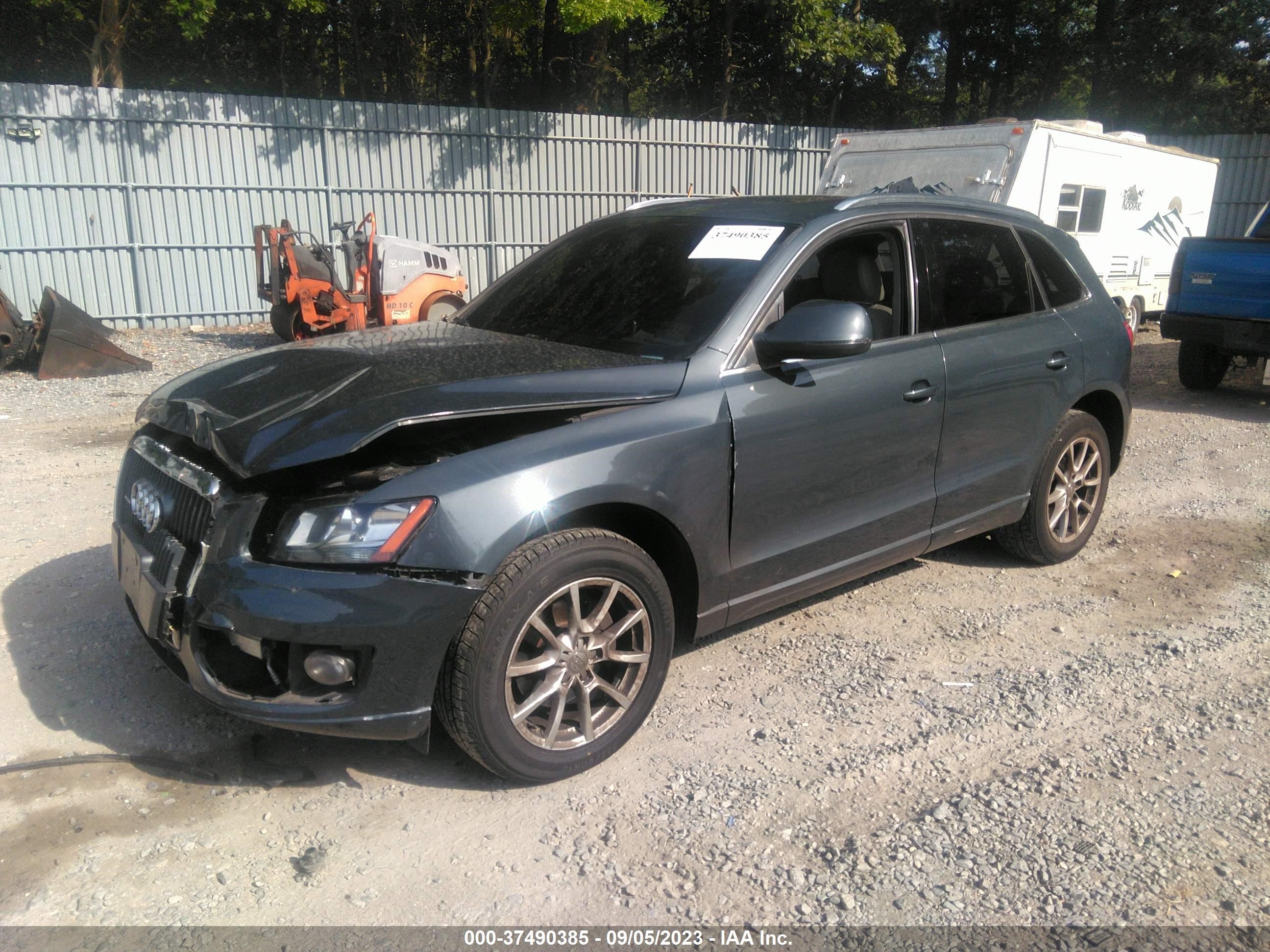 WA1CFAFP7BA044977  audi q5 2011 IMG 1