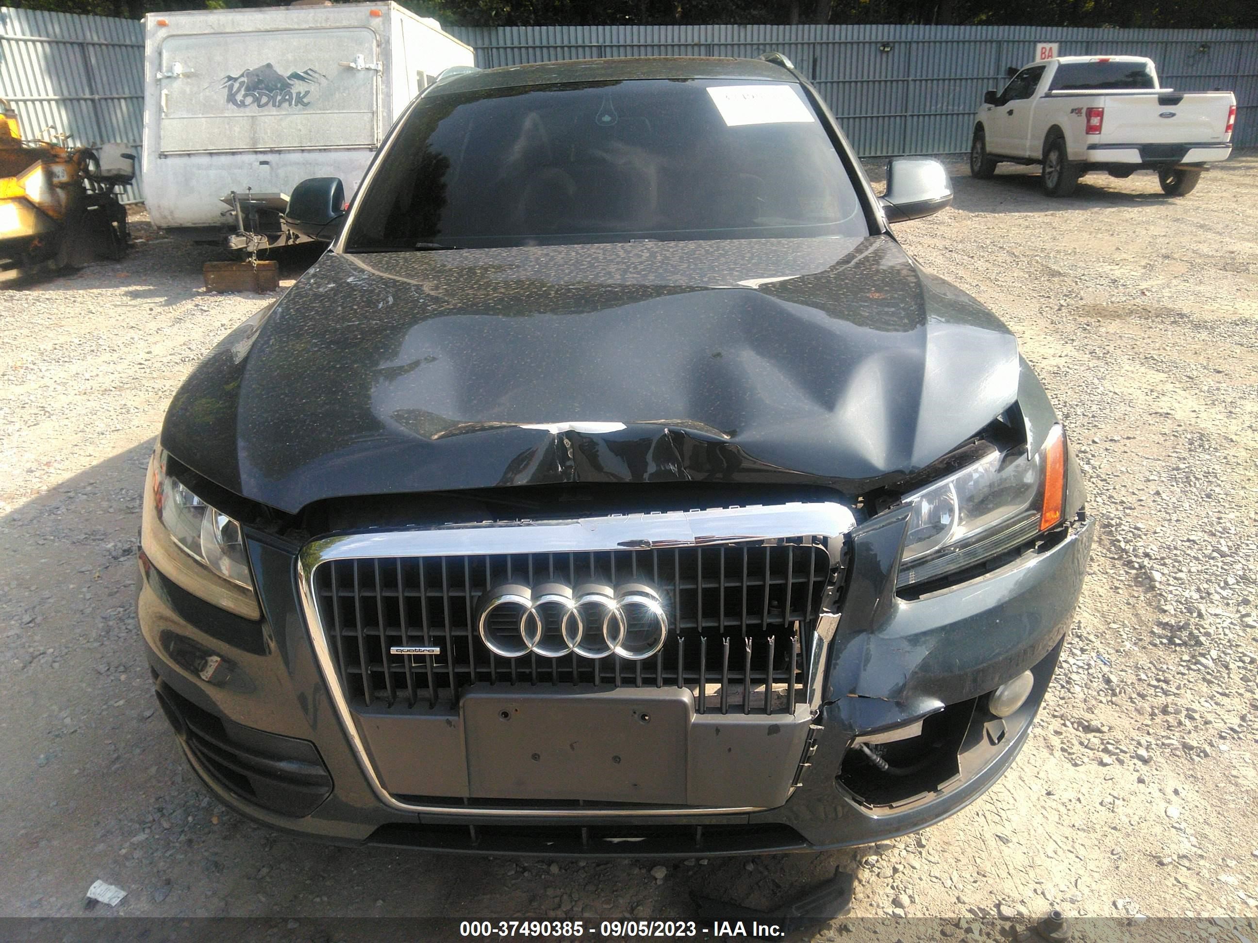 WA1CFAFP7BA044977  audi q5 2011 IMG 5