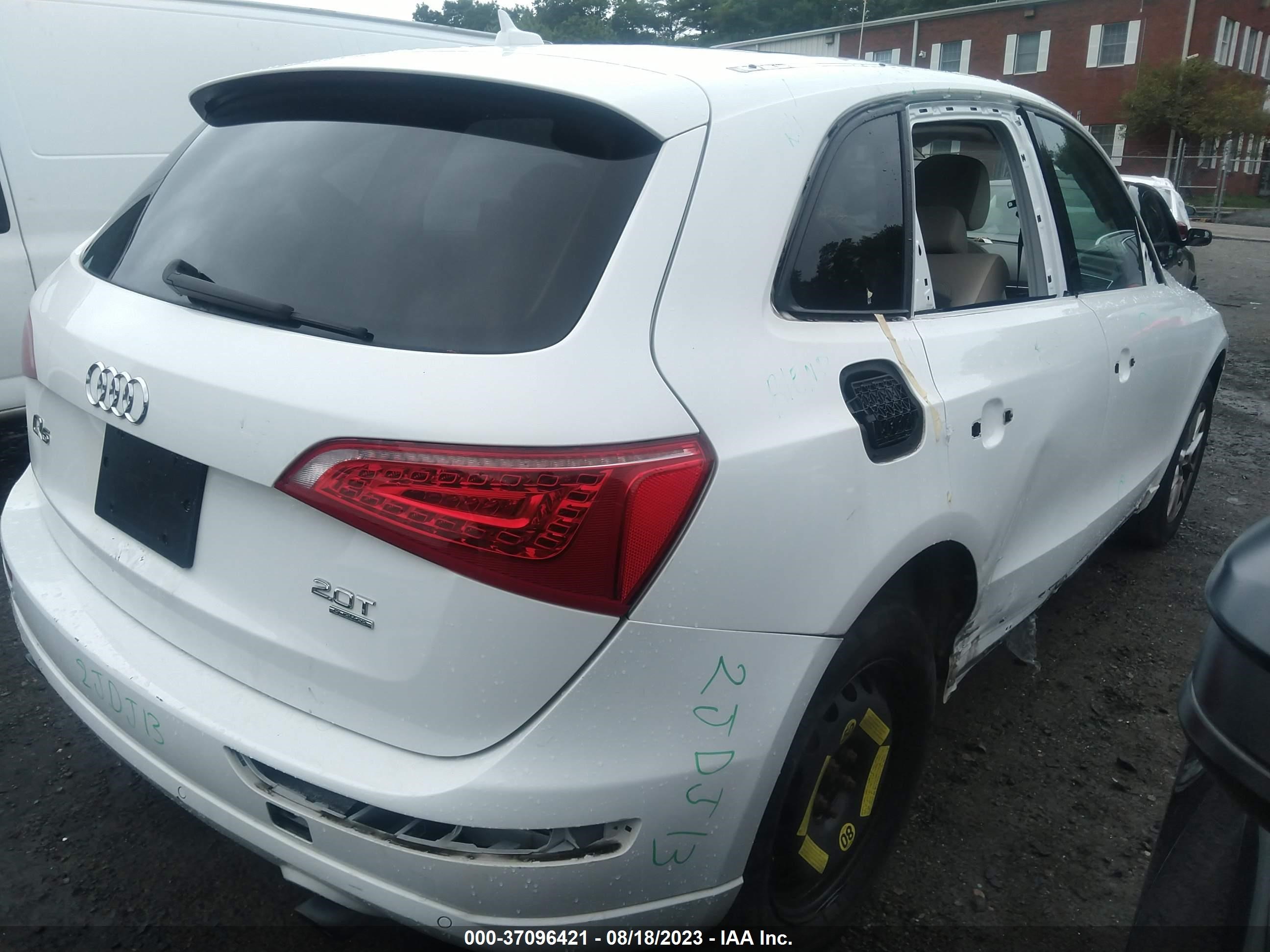 WA1LFAFPXCA076971  audi q5 2012 IMG 3