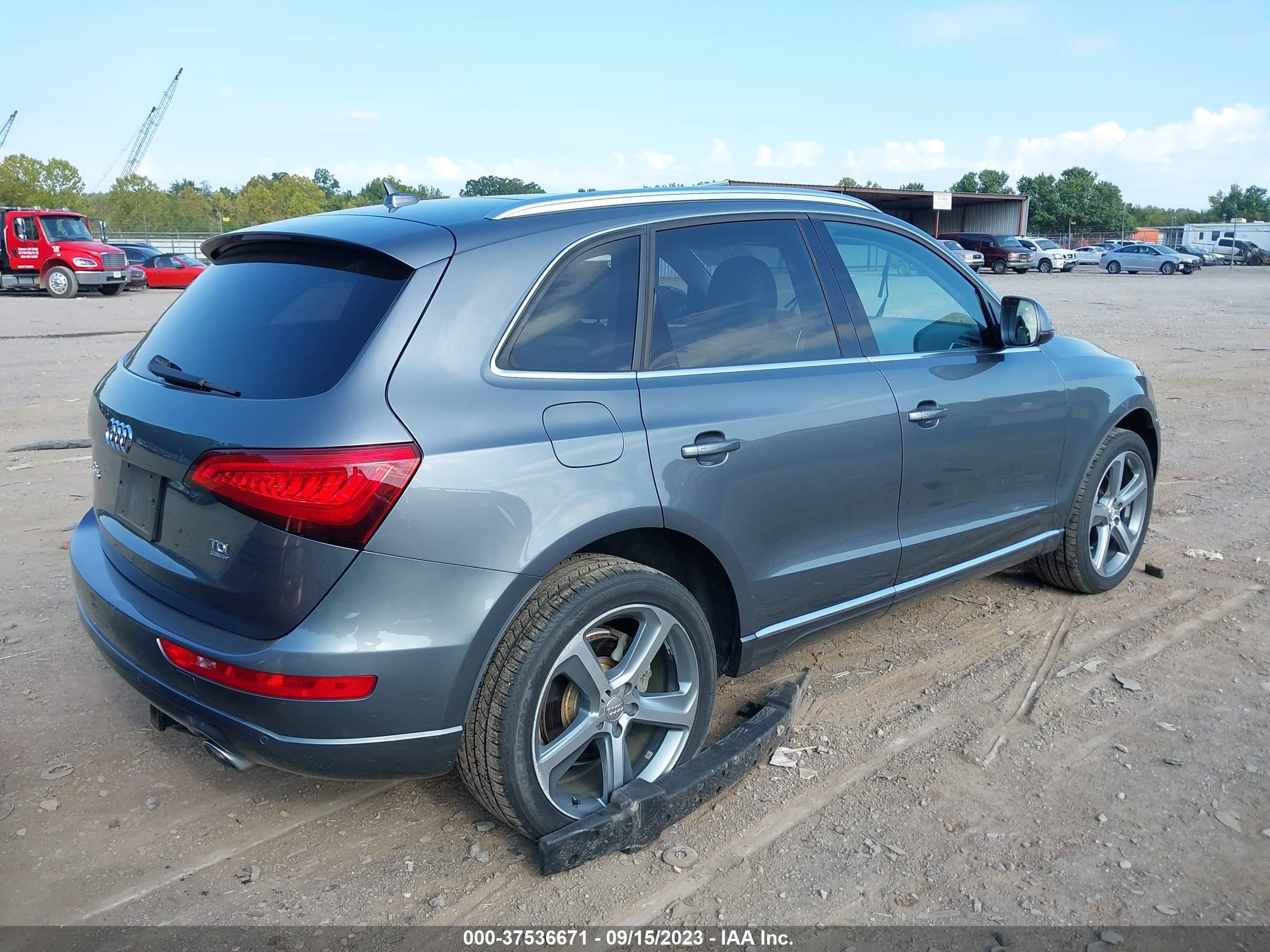 WA1CMAFP6EA068598  audi q5 2014 IMG 3