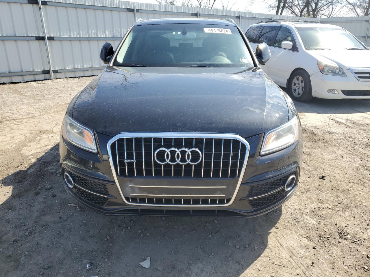 WA1DGAFP7EA027389  audi q5 2013 IMG 4