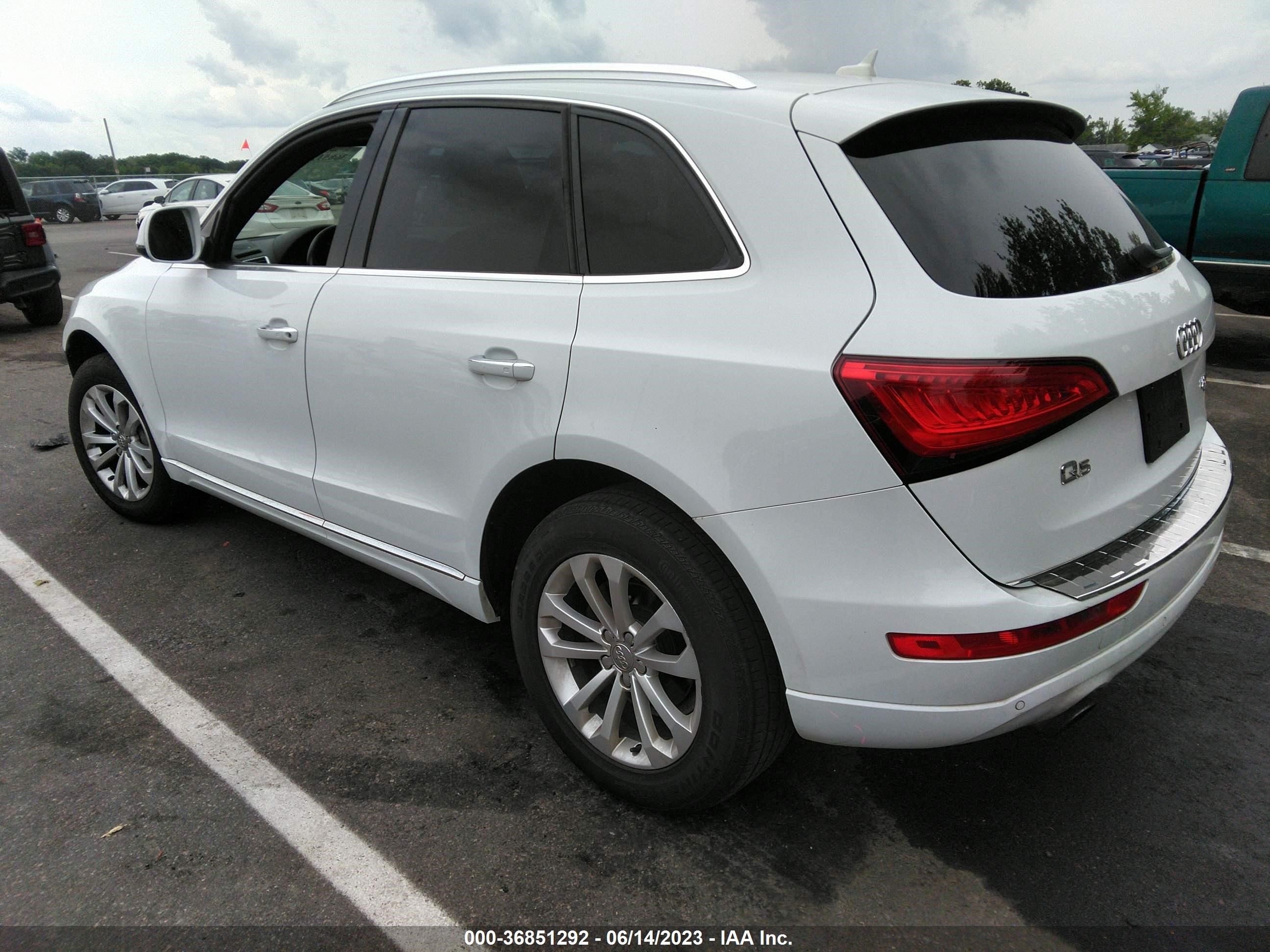 WA1LFAFP1FA031082  audi q5 2015 IMG 2