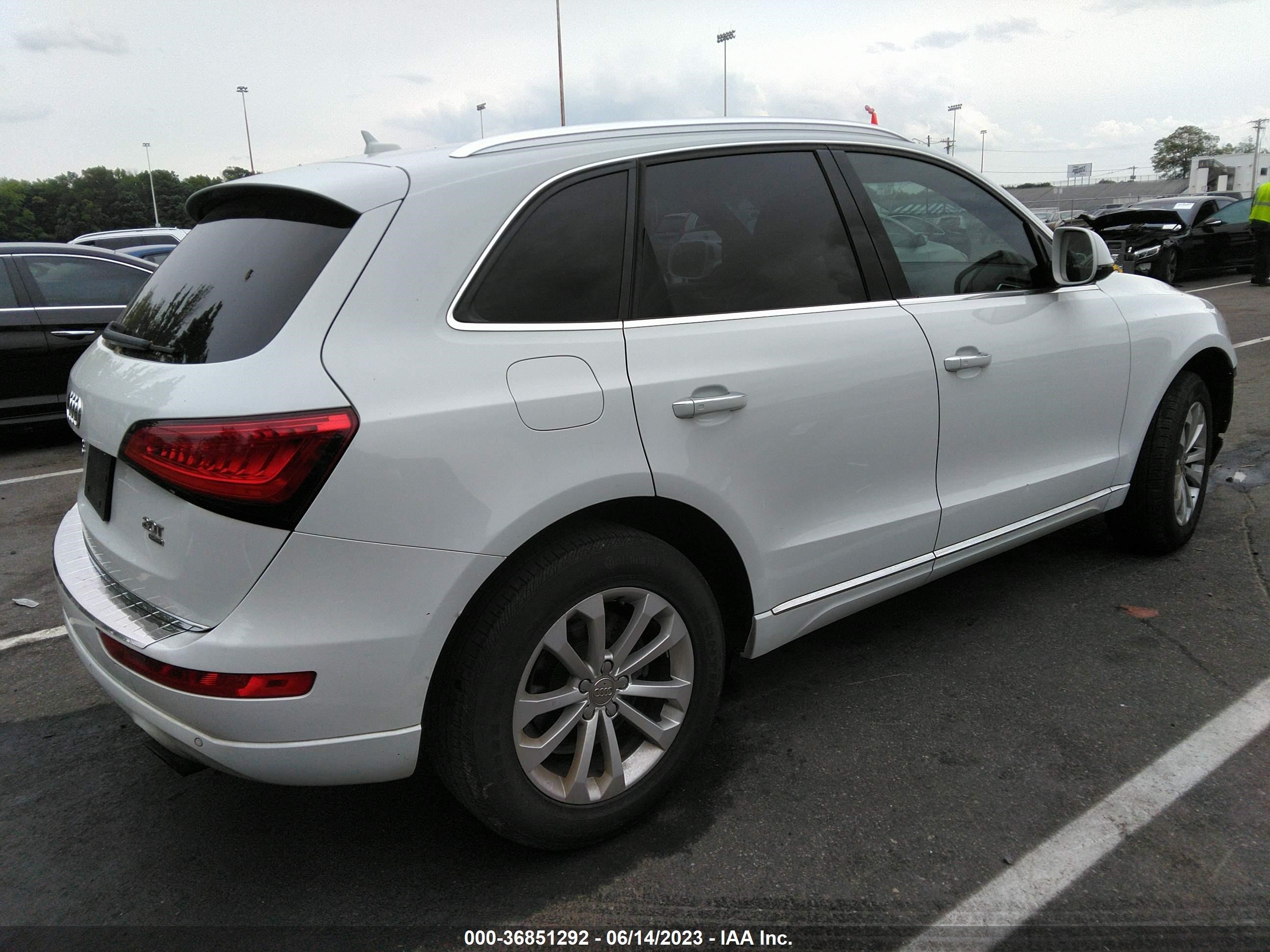 WA1LFAFP1FA031082  audi q5 2015 IMG 3