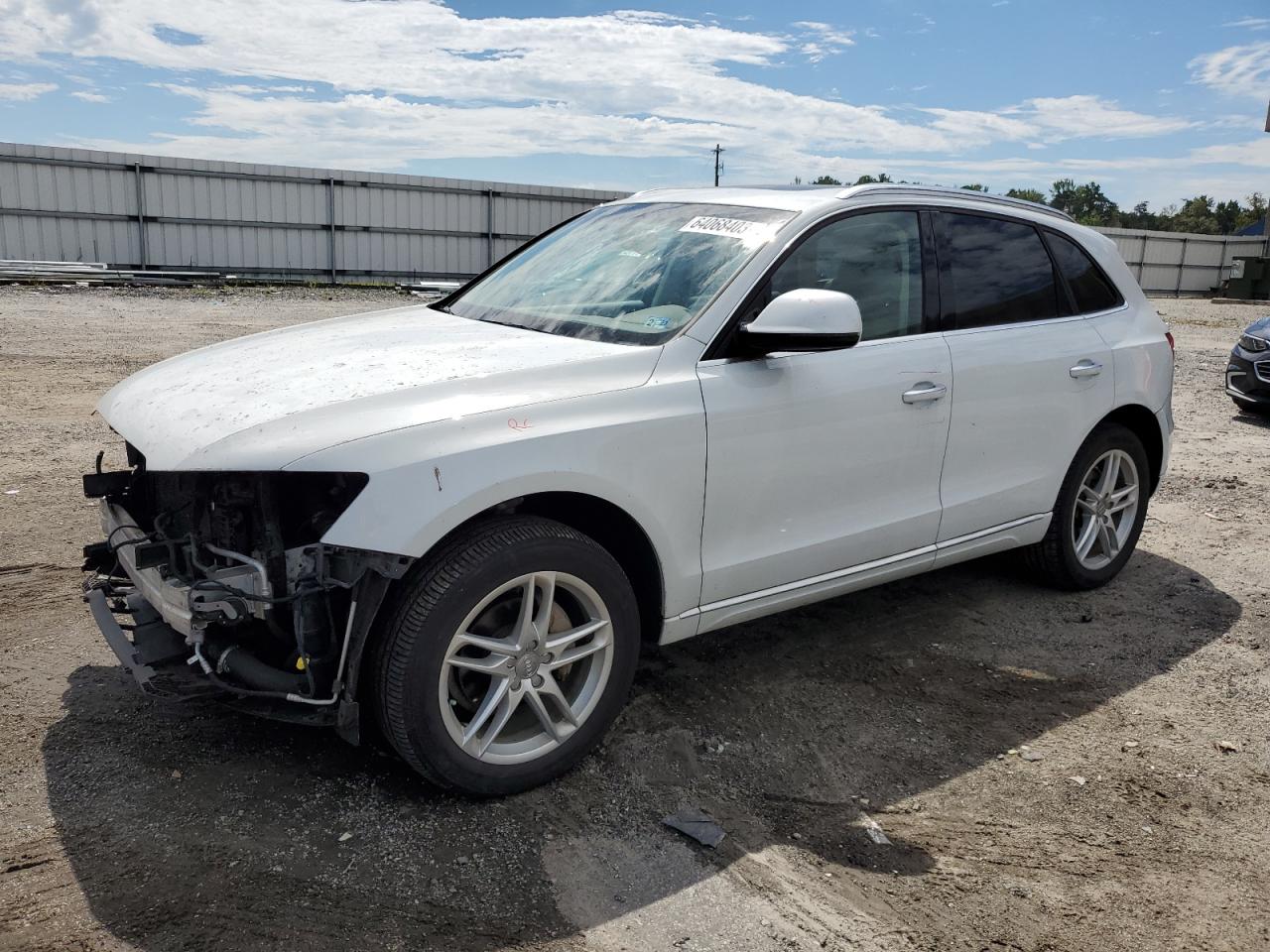 WA1LFAFP5FA104812  audi q5 2015 IMG 0