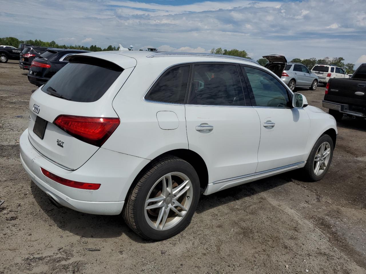 WA1LFAFP5FA104812  audi q5 2015 IMG 2