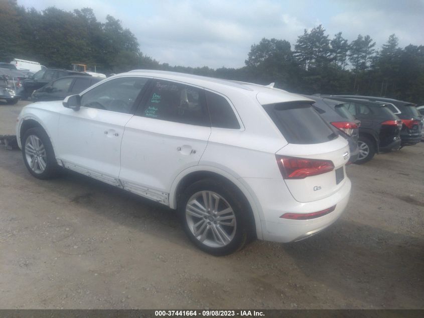 WA1BNAFY7J2001319  audi q5 2018 IMG 2