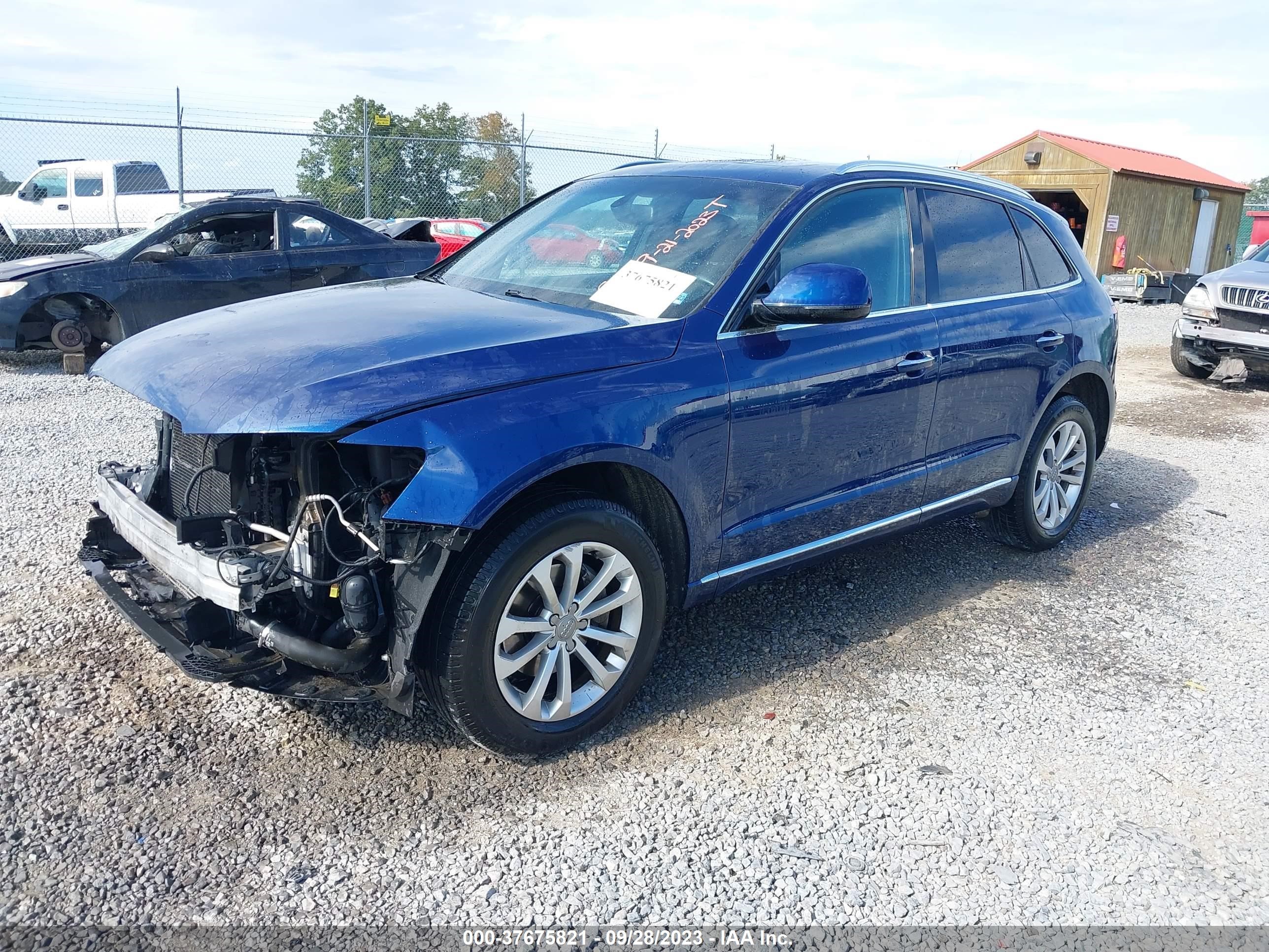 WA1C2AFP3HA009857  audi q5 2016 IMG 1