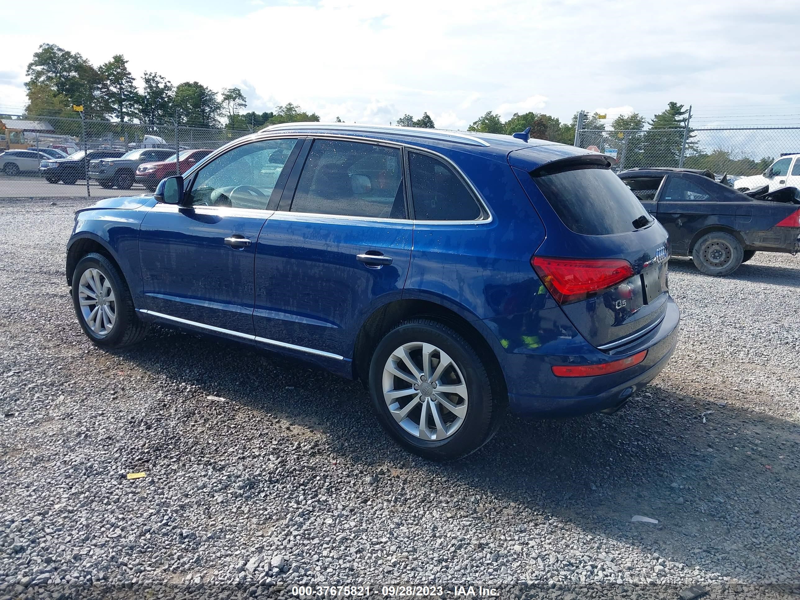 WA1C2AFP3HA009857  audi q5 2016 IMG 2