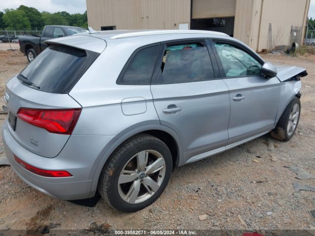 WA1ANAFY0J2060398  audi q5 2017 IMG 3