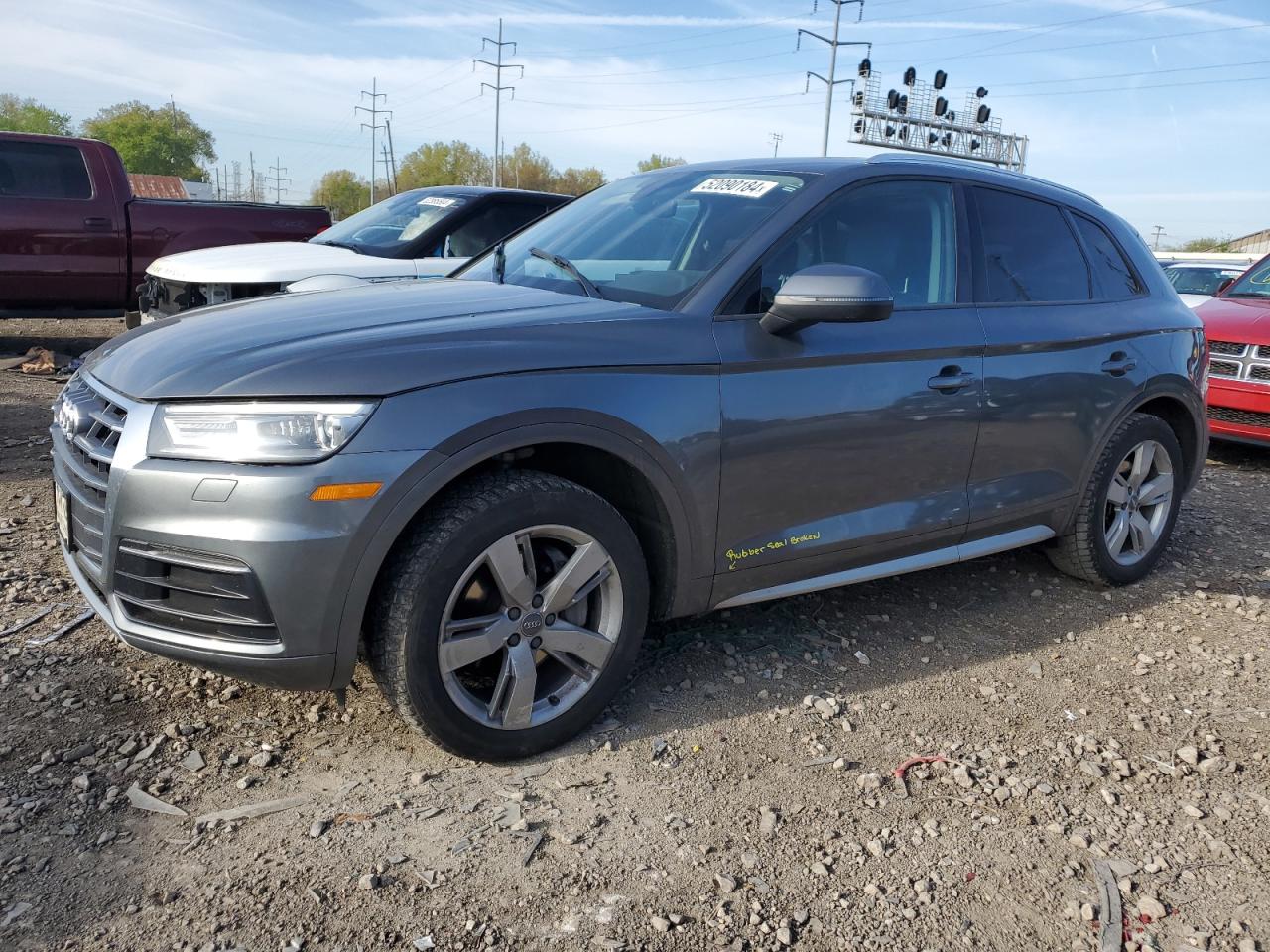 WA1ANAFY7J2016608  audi q5 2017 IMG 0