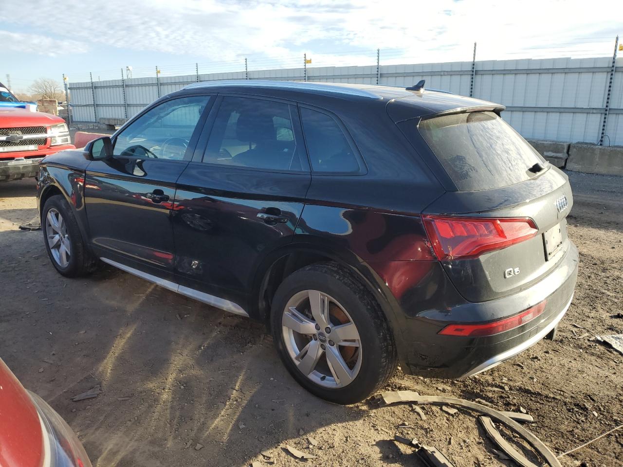 WA1ANAFY8J2033630  audi q5 2017 IMG 1