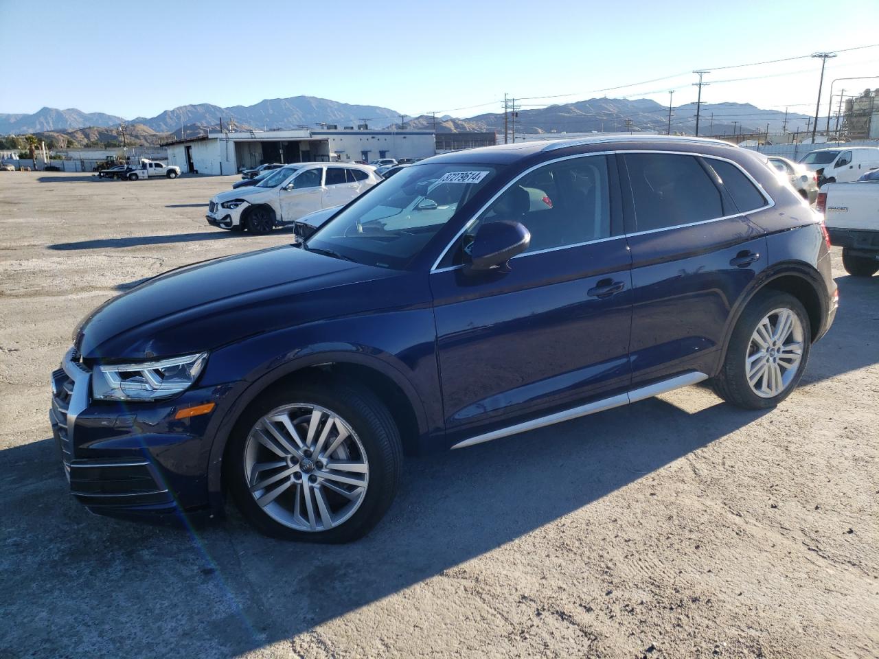 WA1BNAFY0J2025817  audi q5 2017 IMG 0