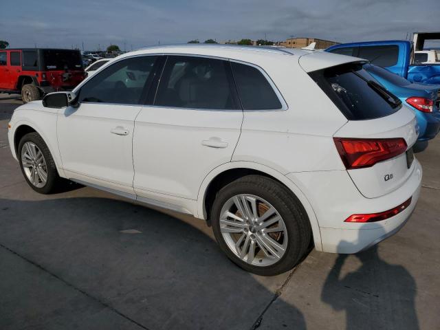 WA1BNAFY1J2096783  audi q5 2017 IMG 1