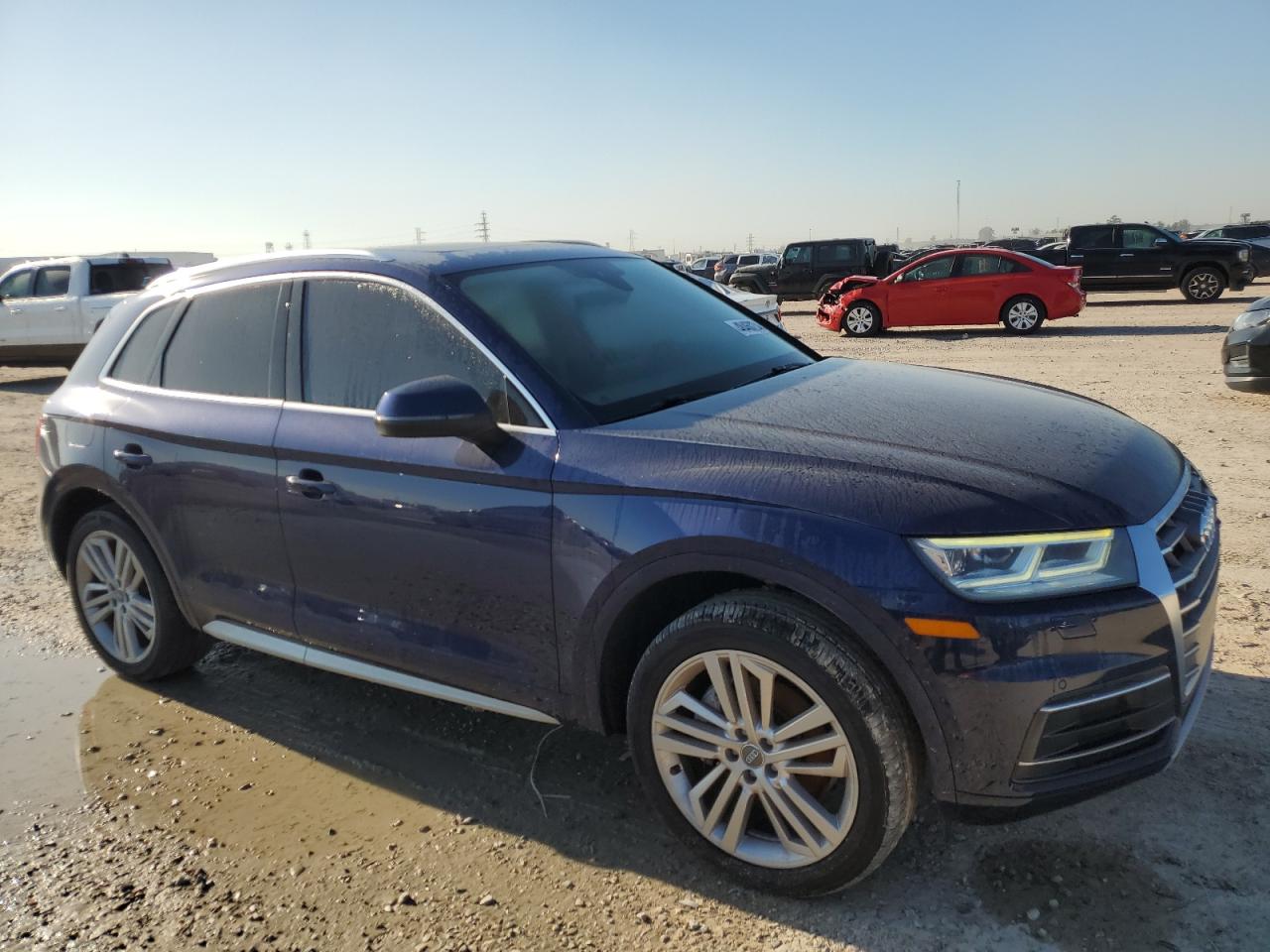 WA1BNAFY2J2004743  audi q5 2018 IMG 3