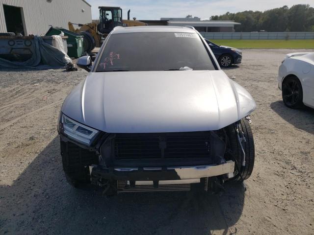 WA1BNAFY2J2098817  audi q5 2018 IMG 4