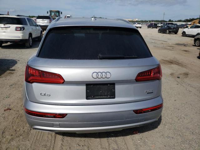 WA1BNAFY2J2098817  audi q5 2018 IMG 5