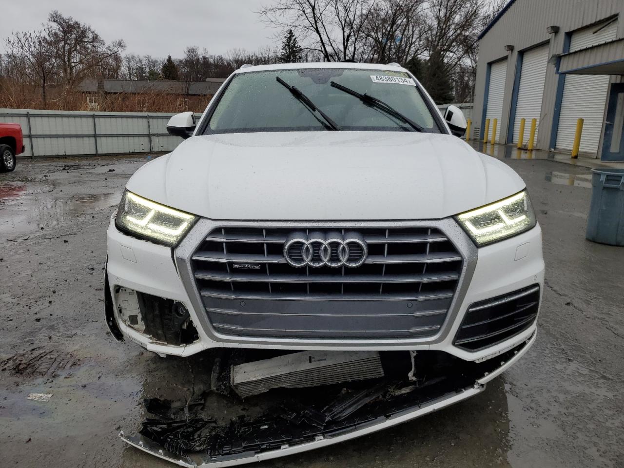 WA1BNAFY7J2107320  audi q5 2018 IMG 4