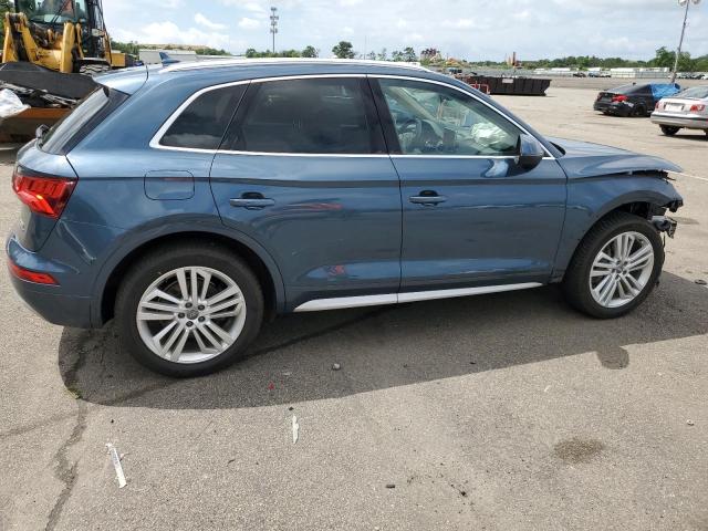 WA1BNAFY9J2105441  audi q5 2017 IMG 2