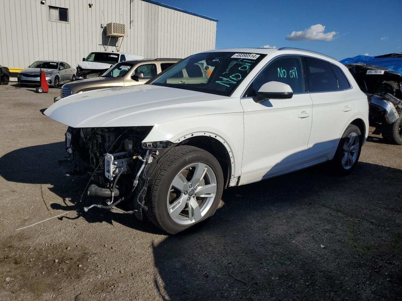 WA1BNBFY4J2067168  audi q5 2018 IMG 0