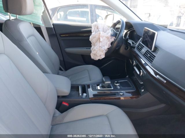 WA1ANAFY2J2211094  audi q5 2018 IMG 4