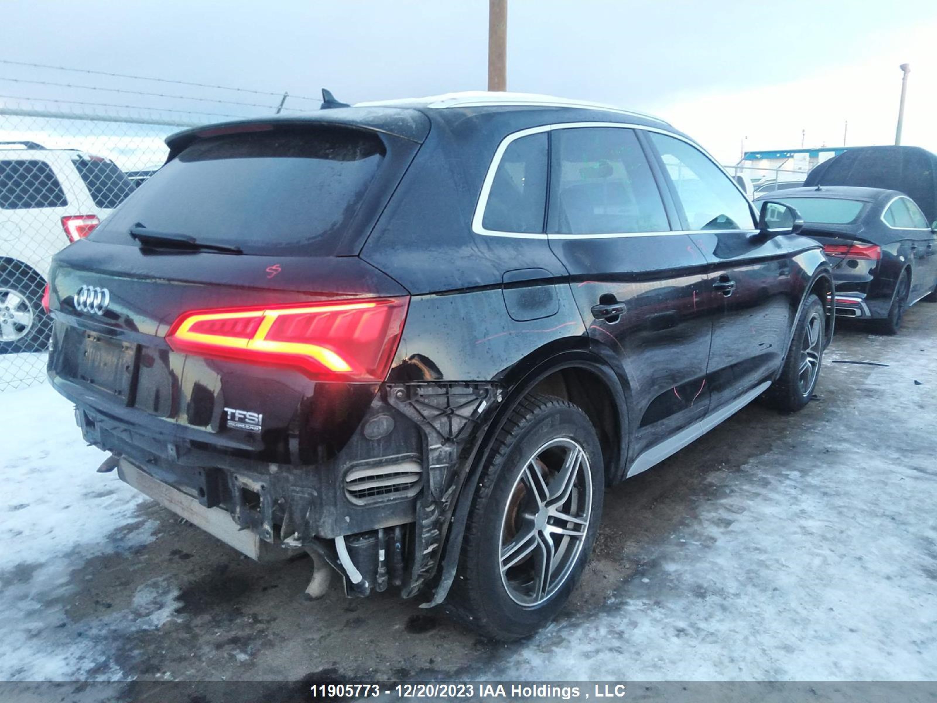 WA1ANAFY4J2213722  audi q5 2018 IMG 3