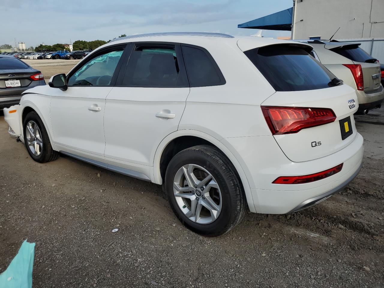 WA1ANAFY5J2236068  audi q5 2018 IMG 1