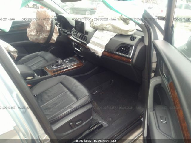 WA1ANAFY6J2118966  audi q5 2018 IMG 4