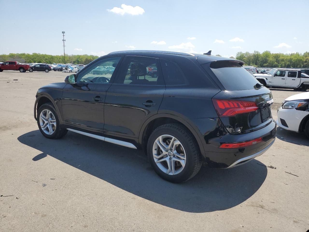 WA1ANAFY9J2139648  audi q5 2018 IMG 1