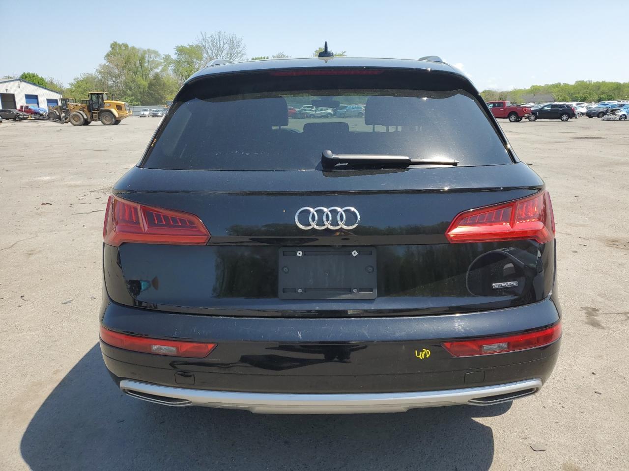 WA1ANAFY9J2139648  audi q5 2018 IMG 5