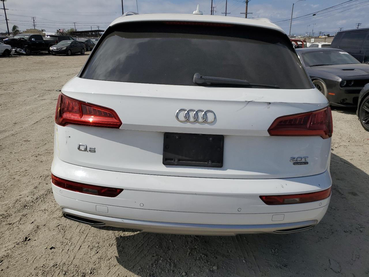 WA1BNAFY1J2003292  audi q5 2018 IMG 5