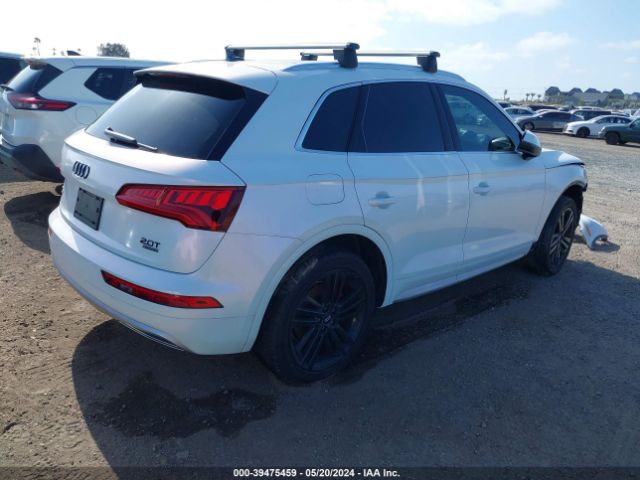 WA1BNAFY1J2205890  audi q5 2018 IMG 3