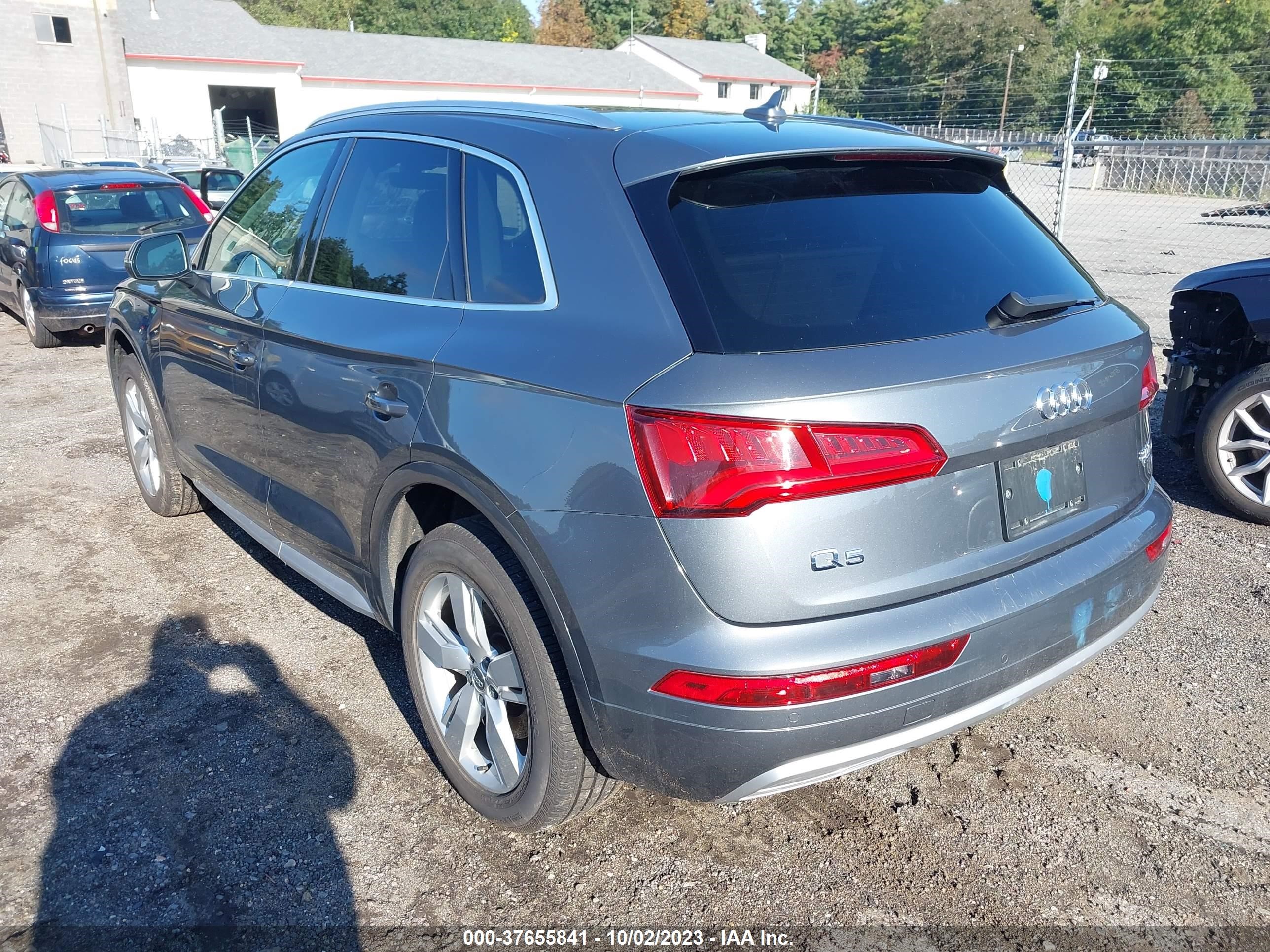 WA1BNAFY1J2237576  audi q5 2018 IMG 2