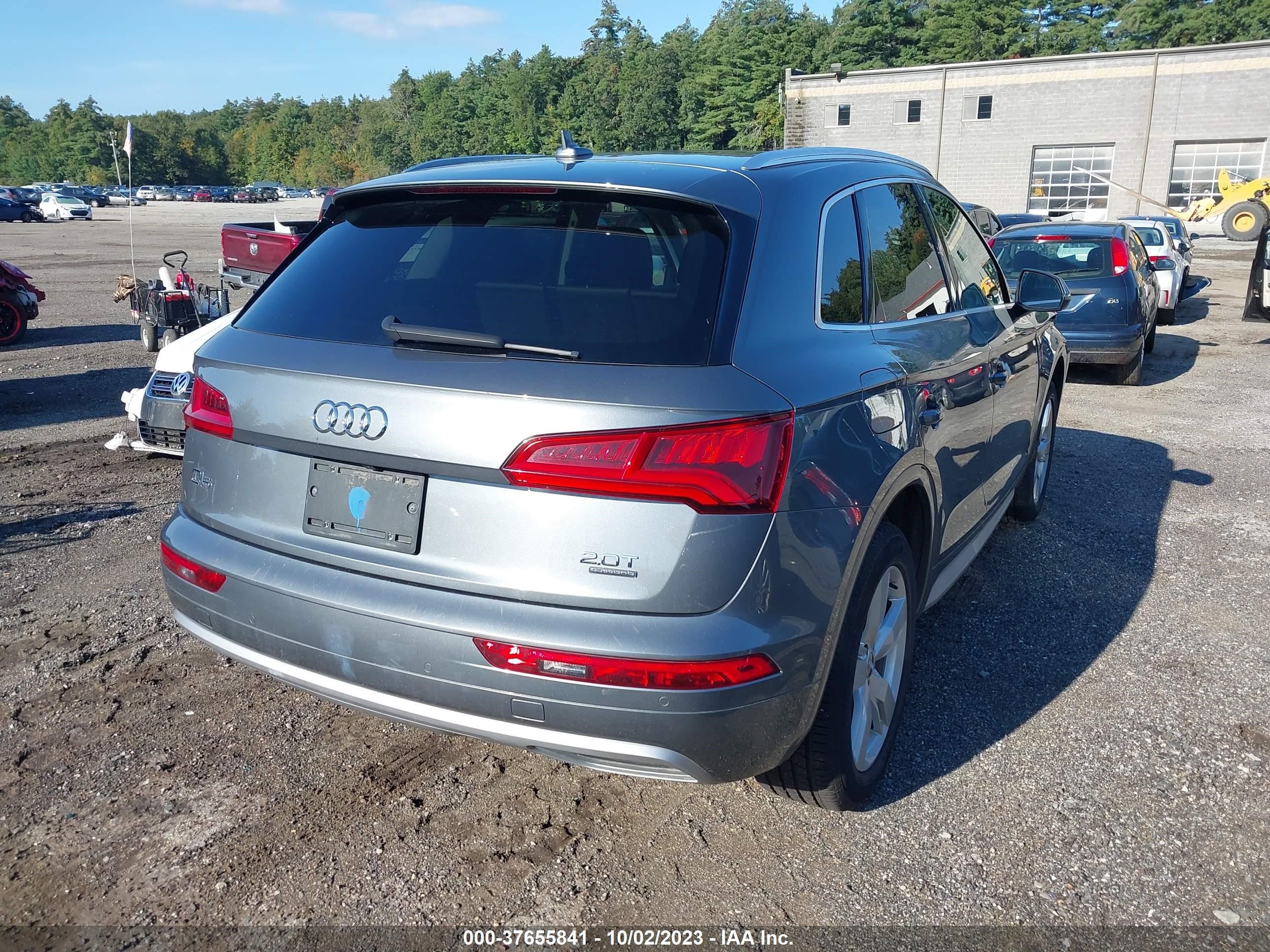 WA1BNAFY1J2237576  audi q5 2018 IMG 3