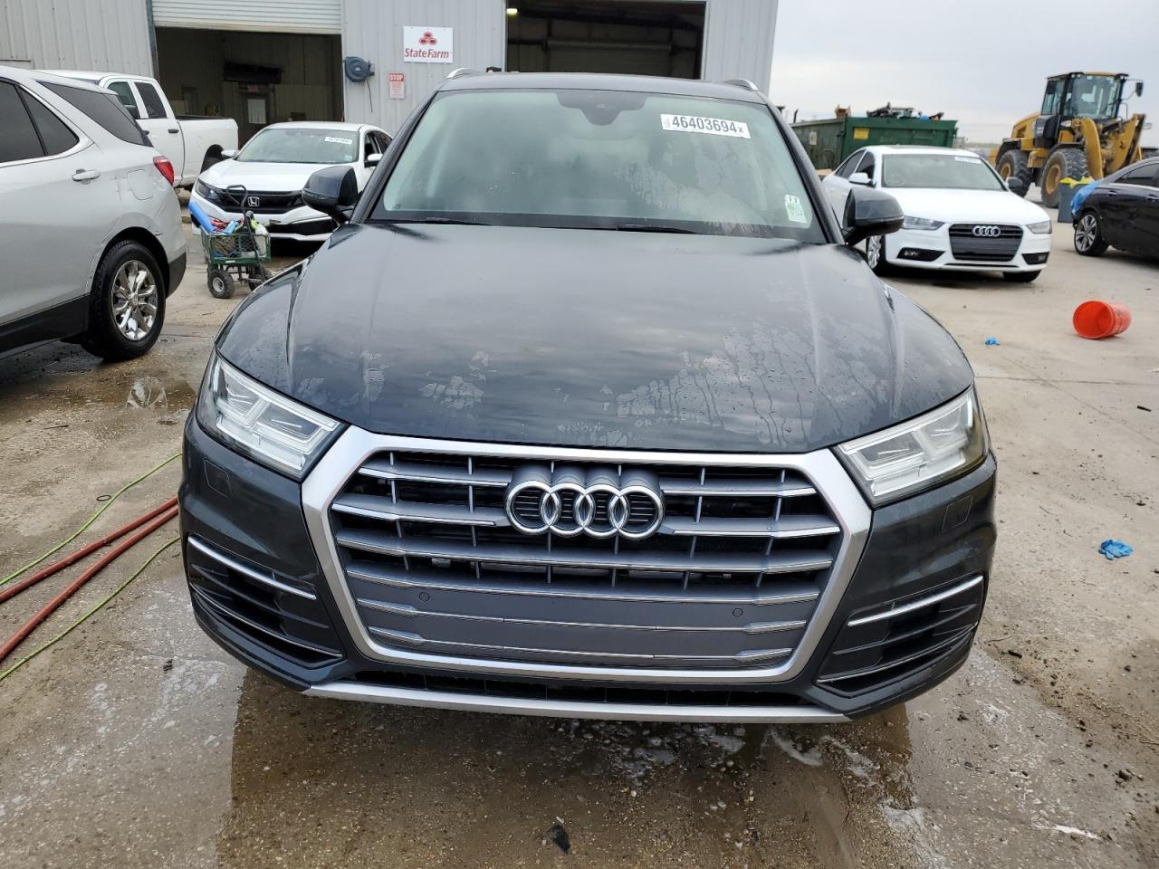 WA1BNAFY2K2035010  audi q5 2018 IMG 4