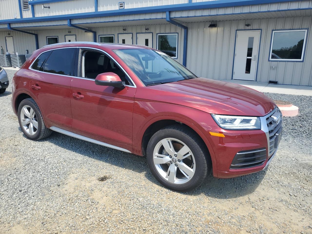 WA1BNAFY3J2191104  audi q5 2018 IMG 3