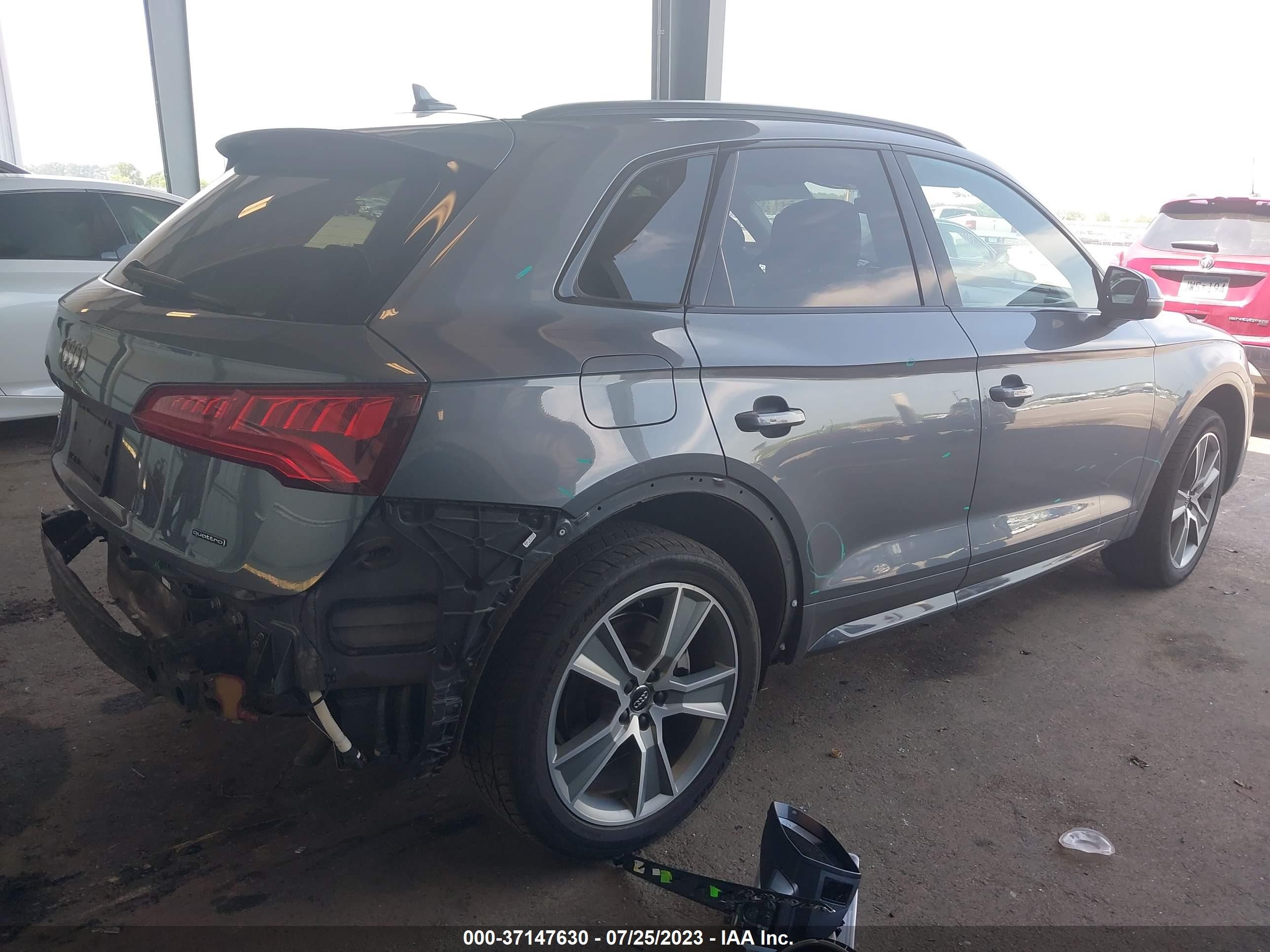 WA1BNAFY5K2042503  audi q5 2018 IMG 3