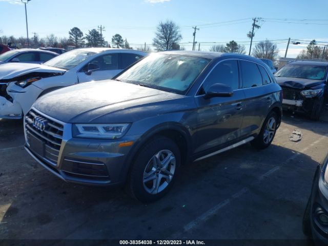 WA1BNAFY6J2072043  audi q5 2018 IMG 1