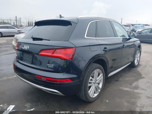 WA1BNAFY6J2144245  audi q5 2018 IMG 3