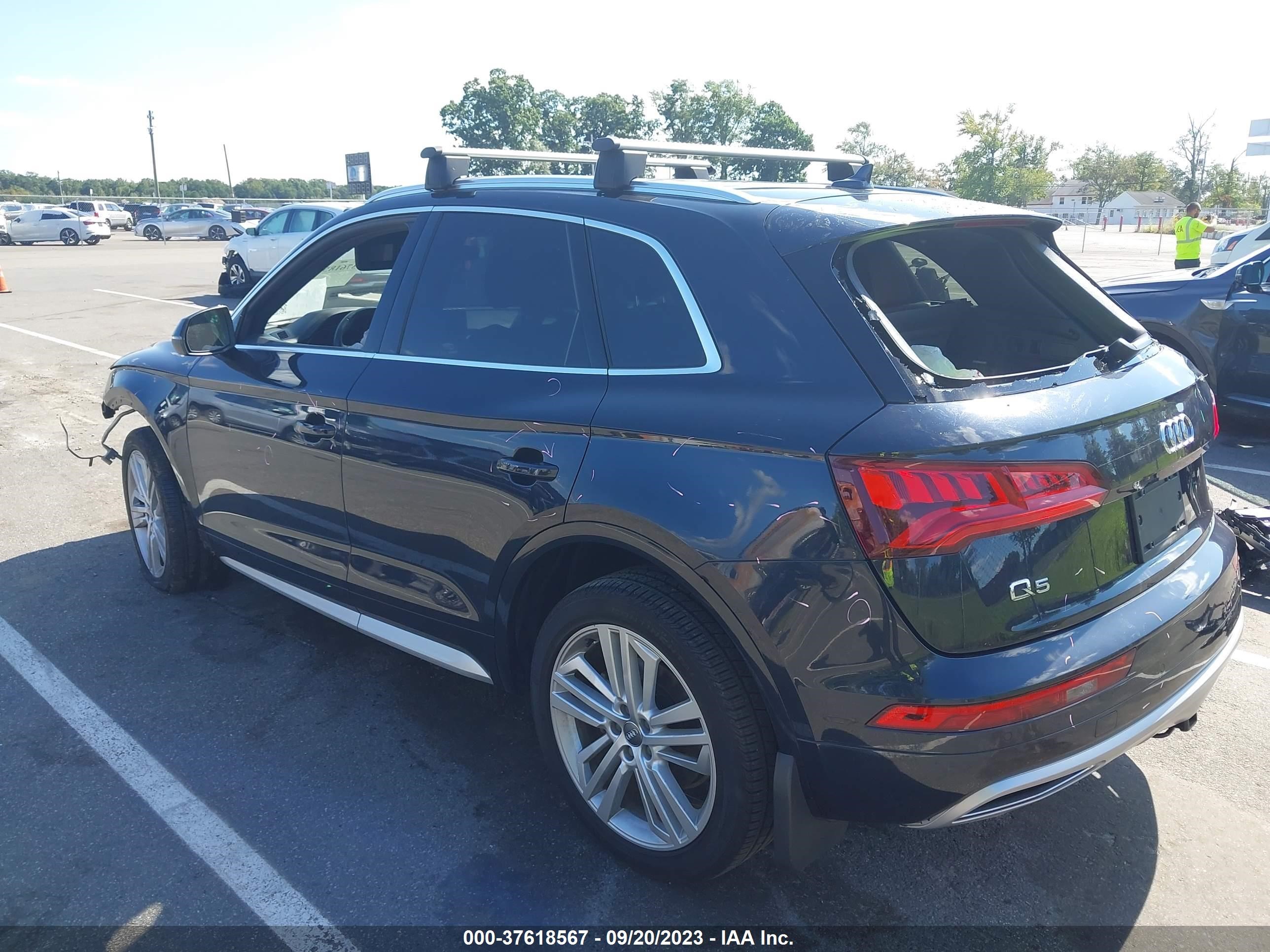 WA1BNAFY6K2017769  audi q5 2018 IMG 2