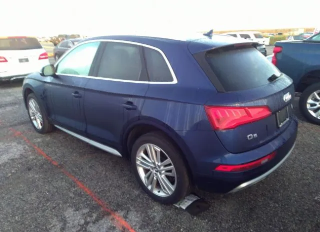 WA1BNAFY7J2197567  audi q5 2018 IMG 2