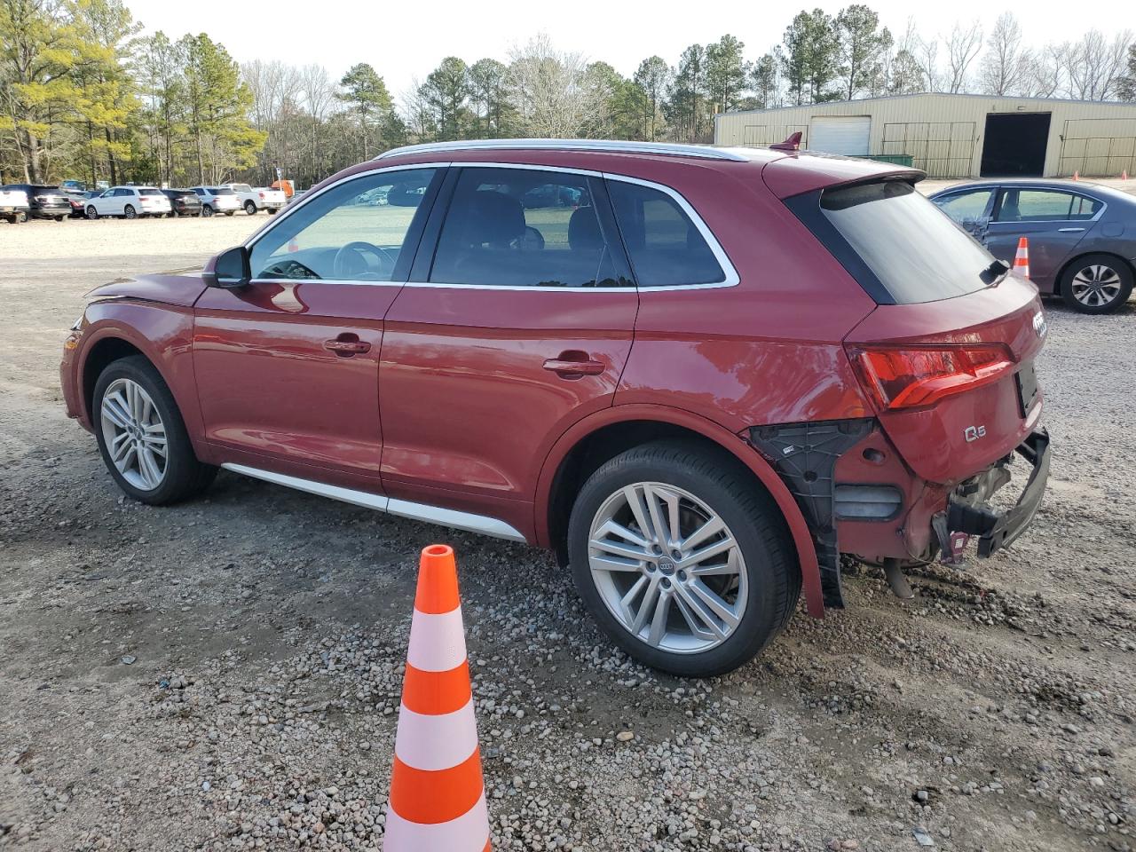 WA1BNAFY8J2218927  audi q5 2018 IMG 1