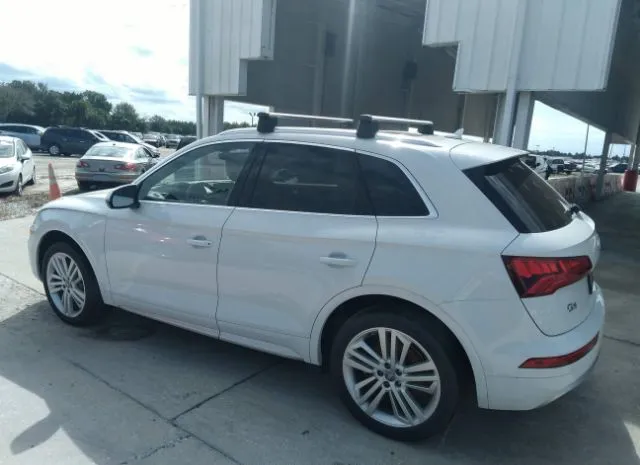 WA1BNAFY8K2025226  audi q5 2019 IMG 2