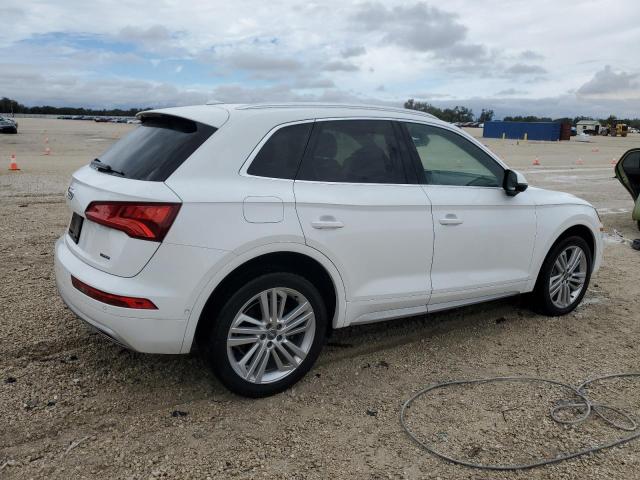 WA1CNAFY6K2028310  audi q5 2019 IMG 2