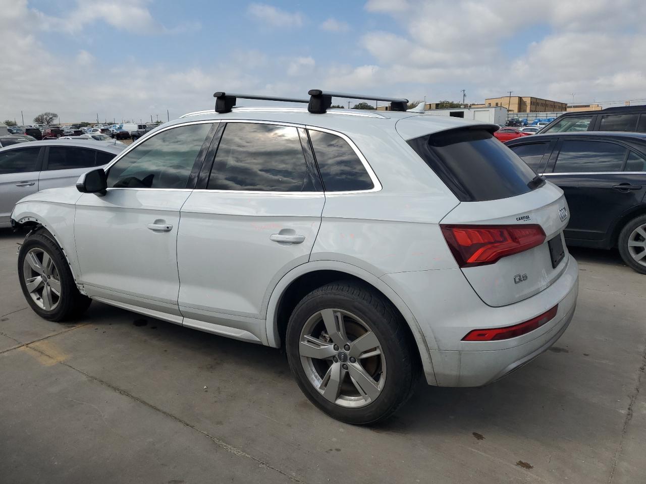 WA1ANAFY1K2084159  audi q5 2019 IMG 1