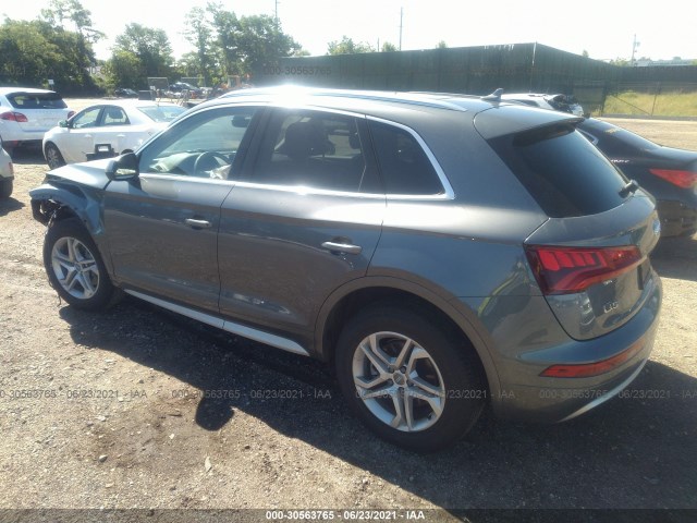 WA1ANAFY2K2072506  audi q5 2019 IMG 2