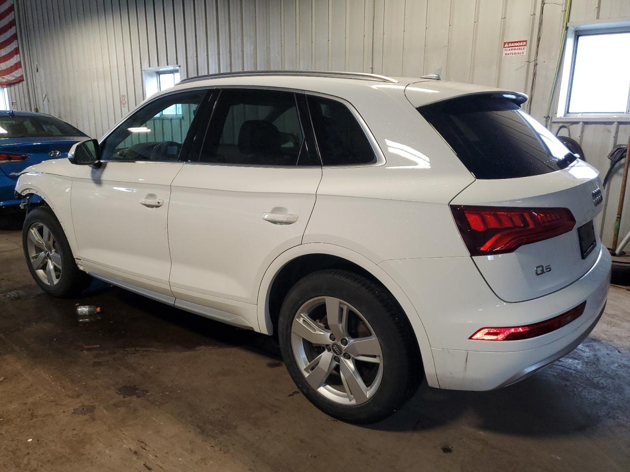 WA1ANAFY3K2116836  audi q5 2019 IMG 1