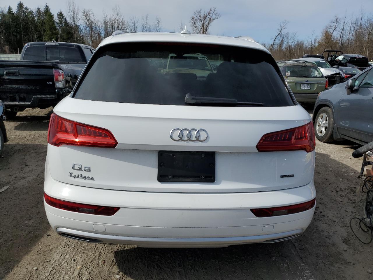 WA1ANAFY6K2100940  audi q5 2019 IMG 5