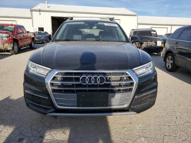 WA1ANAFY7K2118637  audi q5 2019 IMG 4